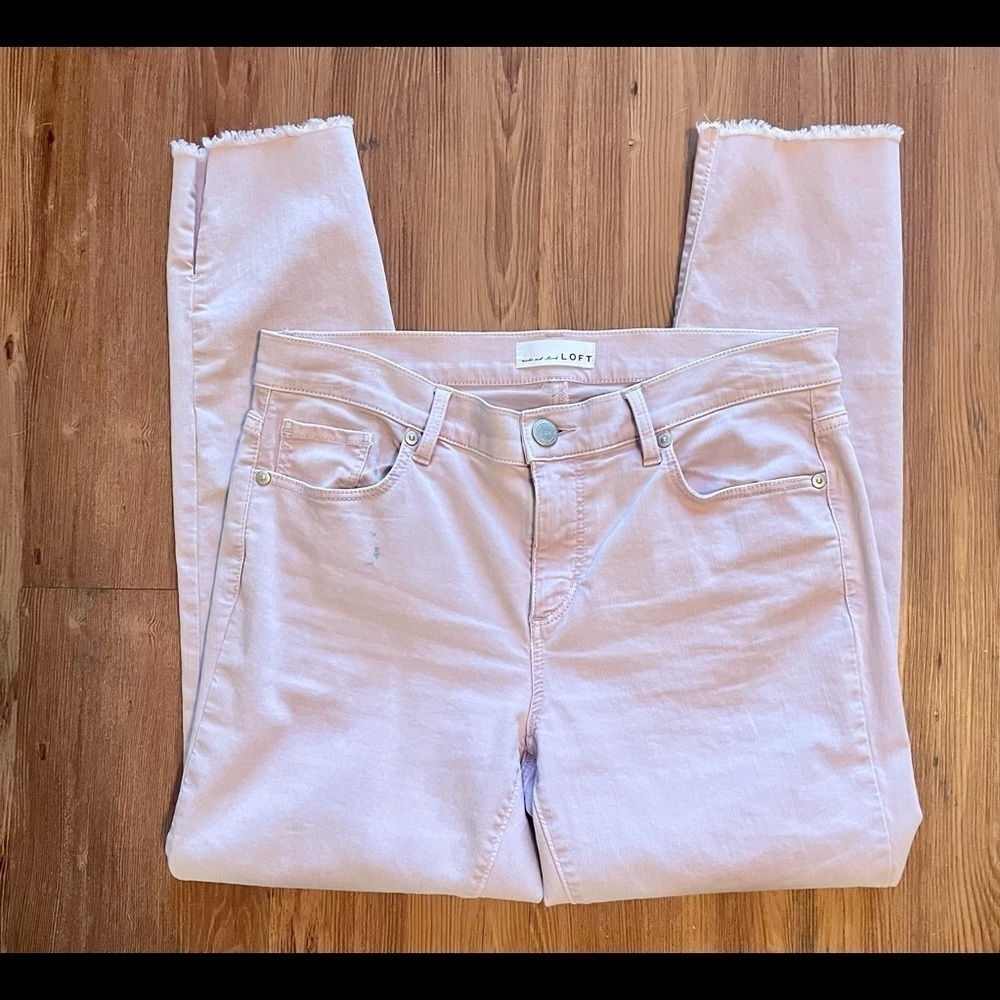 𝅺LOFT BOGO 🌸🌼 mauve pink cropped jeans flawed
